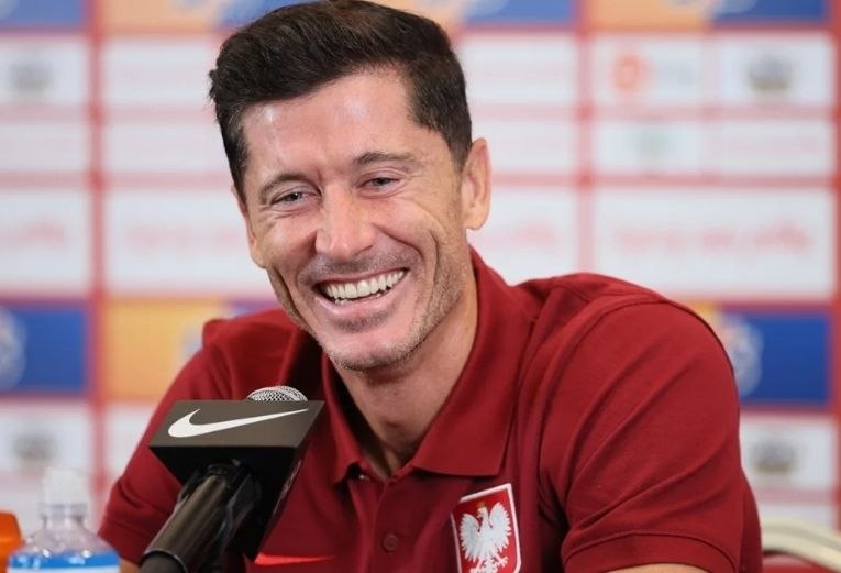 ⚽️ Роберт Левандовски вернулся в Варшаву